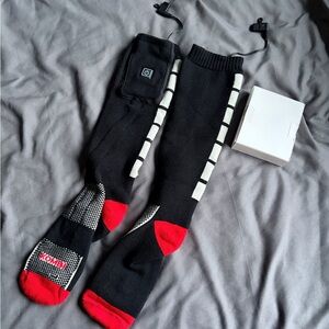 Kombi USB Warm It Up Heated Ski Socks - Universal Size Medium